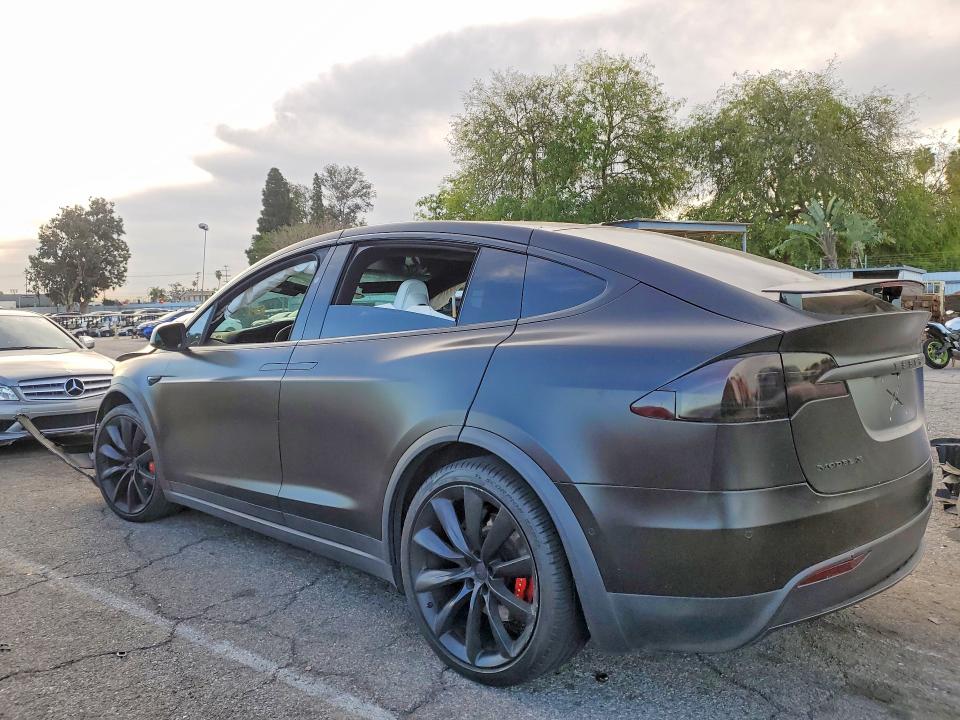 Продаж на аукціоні авто 2019 Tesla Model X, vin: 5YJXCBE44KF151280, номер лоту: 75591095