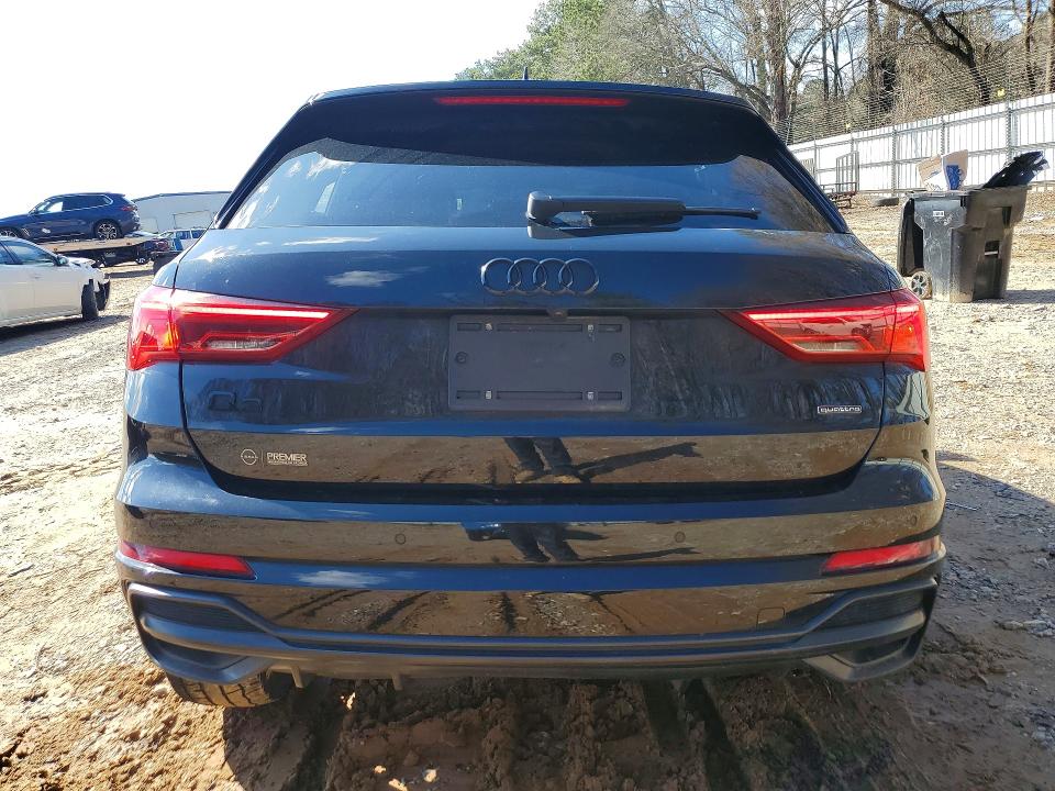 79000725 :رقم المزاد ، WA1EECF39N1145527 vin ، 2022 Audi Q3 مزاد بيع