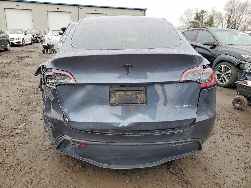 78900725 :رقم المزاد ، 7SAYGDEE0RA215256 vin ، 2024 Tesla Model Y مزاد بيع