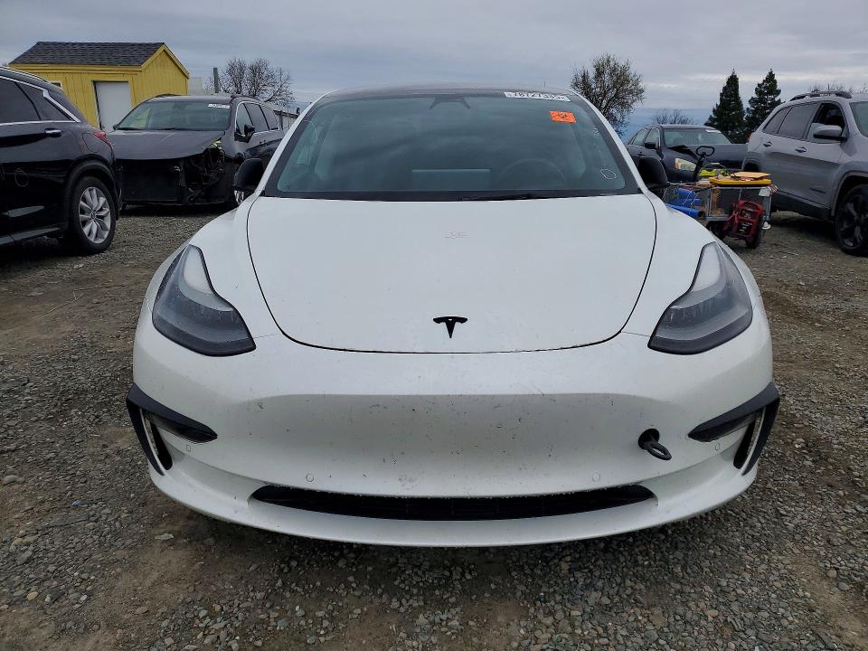 78727335 :رقم المزاد ، 5YJ3E1EB3MF097202 vin ، 2021 Tesla Model 3 مزاد بيع