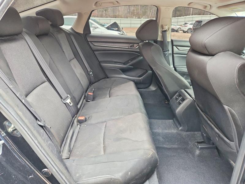 Продажа на аукционе авто 2018 Honda Accord, vin: 1HGCV1F43JA161454, номер лота: 74745835