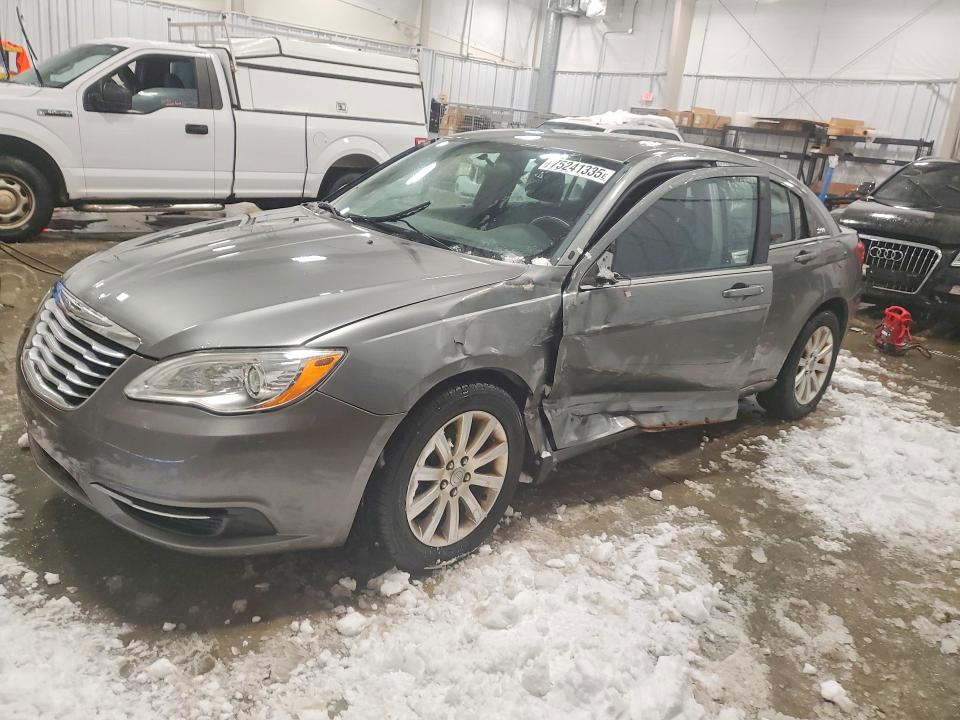 Продажа на аукционе авто 2012 Chrysler 200, vin: 1C3CCBBB8CN113897, номер лота: 75241335