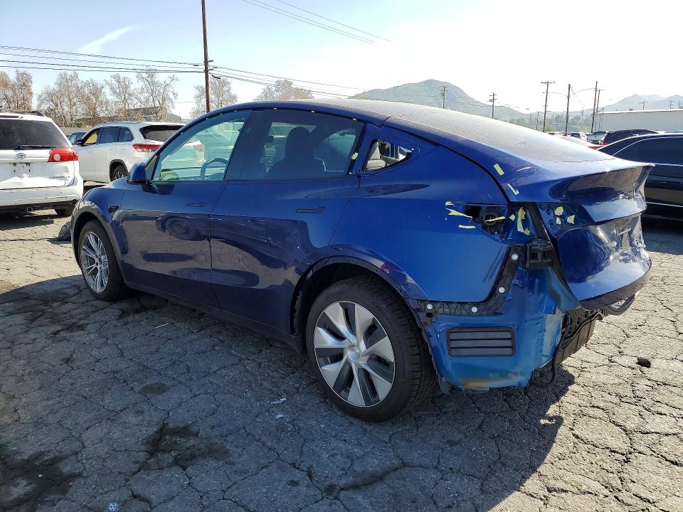 2023 Tesla Model Y მანქანა იყიდება აუქციონზე, vin: 7SAYGDEE2PF825658, აუქციონის ნომერი: 75083865