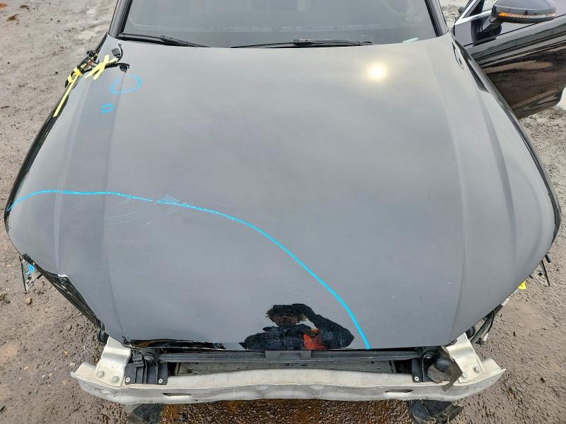 Продажа на аукционе авто 2019 Audi A4, vin: WAUENAF43KA015500, номер лота: 77317295