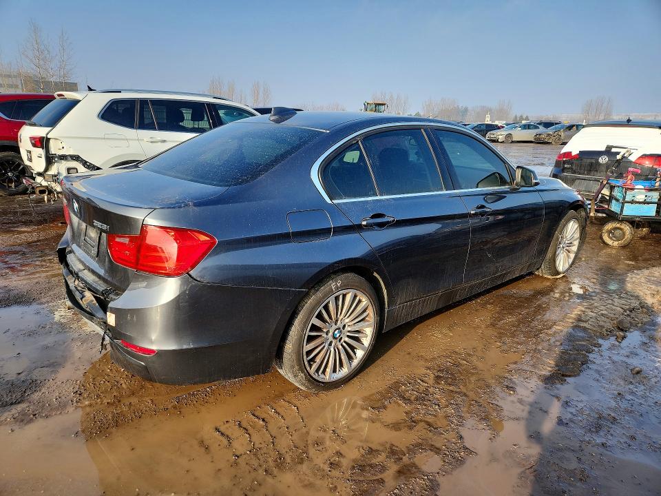 2014 Bmw 328 მანქანა იყიდება აუქციონზე, vin: WBA3B3C56EJ979893, აუქციონის ნომერი: 73369995