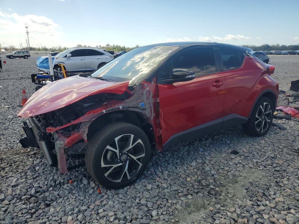 77877605 :رقم المزاد ، NMTKHMBX9LR107387 vin ، 2020 Toyota C-hr مزاد بيع