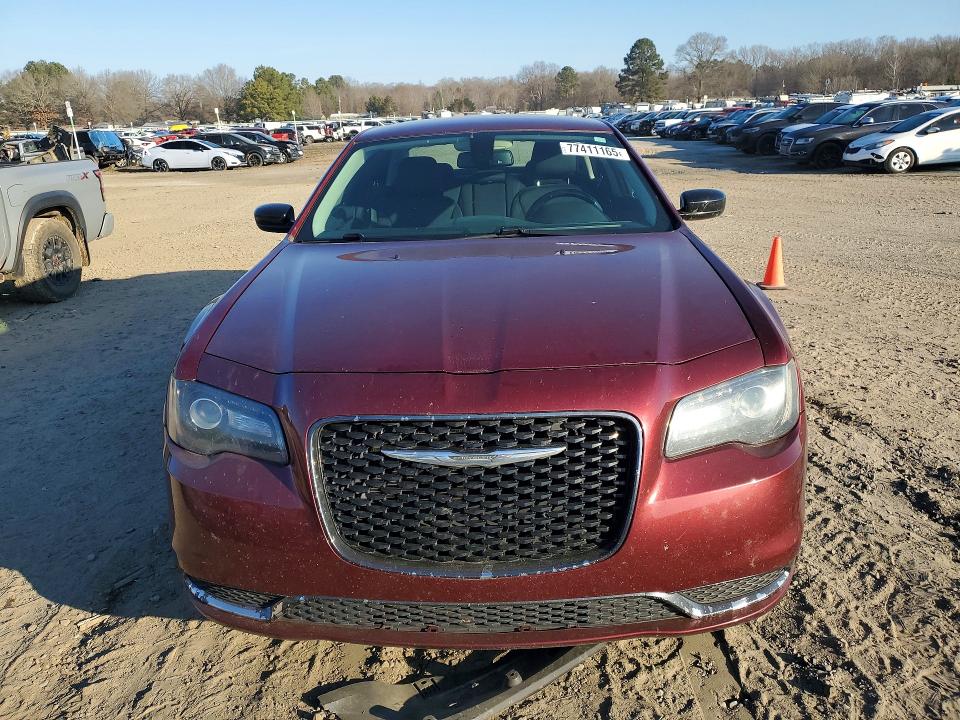 Продажа на аукционе авто 2019 Chrysler 300, vin: 2C3CCAAG0KH673931, номер лота: 77411165