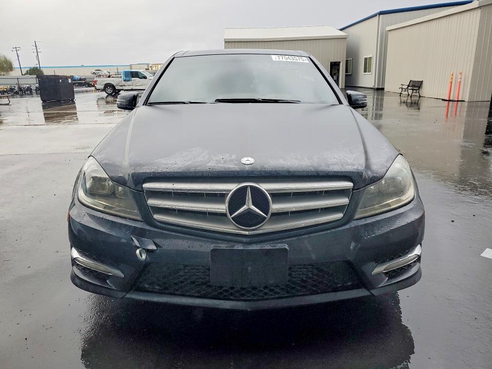 Продаж на аукціоні авто 2012 Mercedes-benz C, vin: WDDGF4HB7CR207484, номер лоту: 77543575