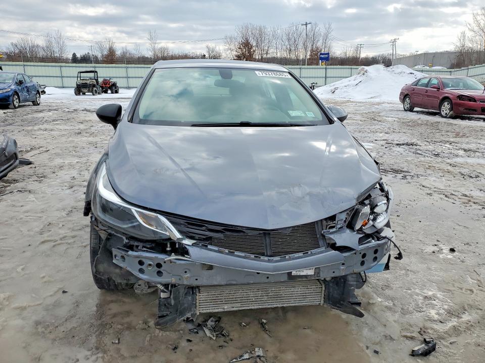 Продажа на аукционе авто 2018 Chevrolet Cruze, vin: 1G1BE5SM7J7181008, номер лота: 79378685