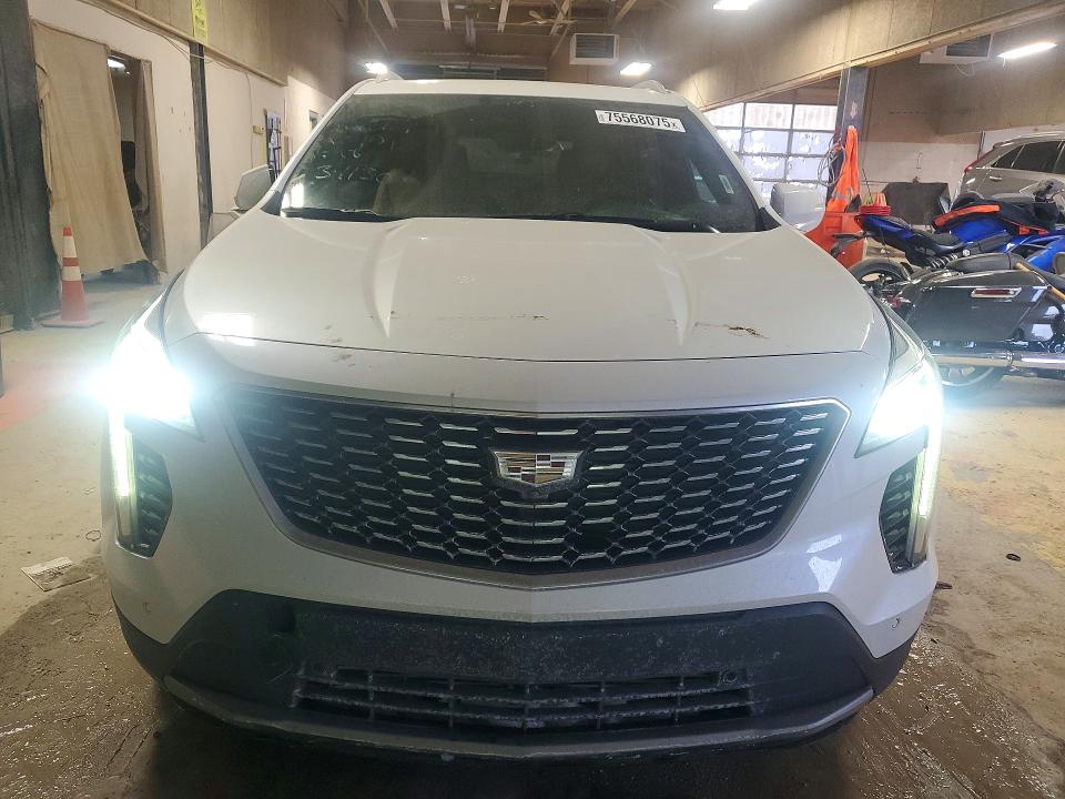75568075 :رقم المزاد ، 1GYFZCR44NF134130 vin ، 2022 Cadillac Xt4 مزاد بيع