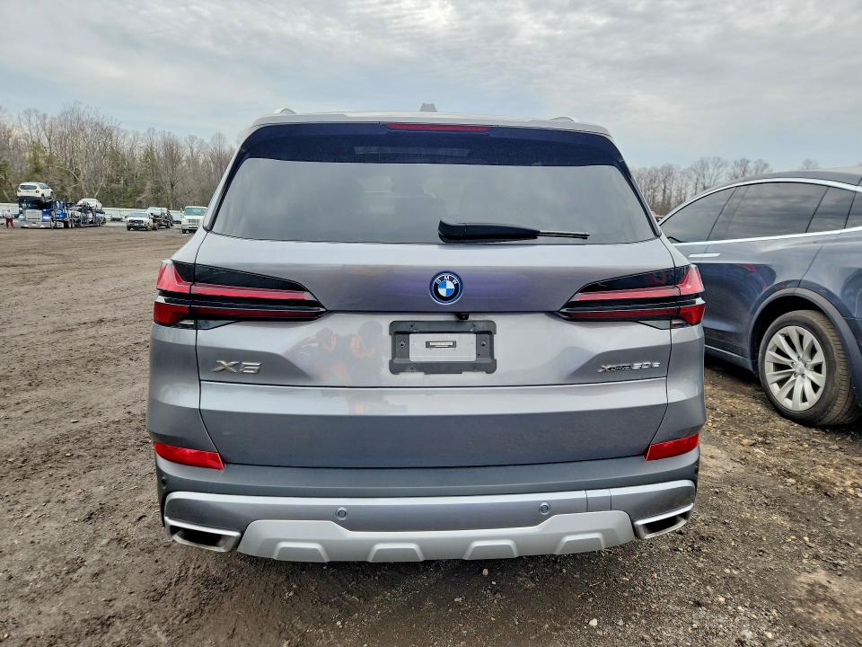 77426085 :رقم المزاد ، 5UX43EU02R9S78325 vin ، 2024 Bmw X5 مزاد بيع
