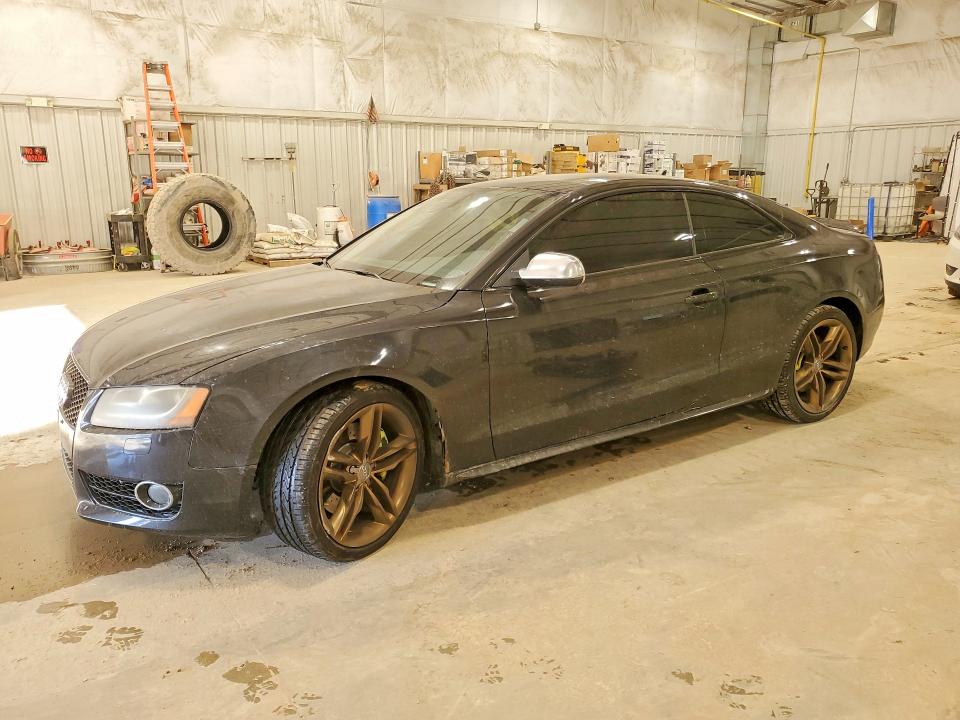 79284445 :رقم المزاد ، WAUCVAFR8CA000687 vin ، 2012 Audi S5 مزاد بيع