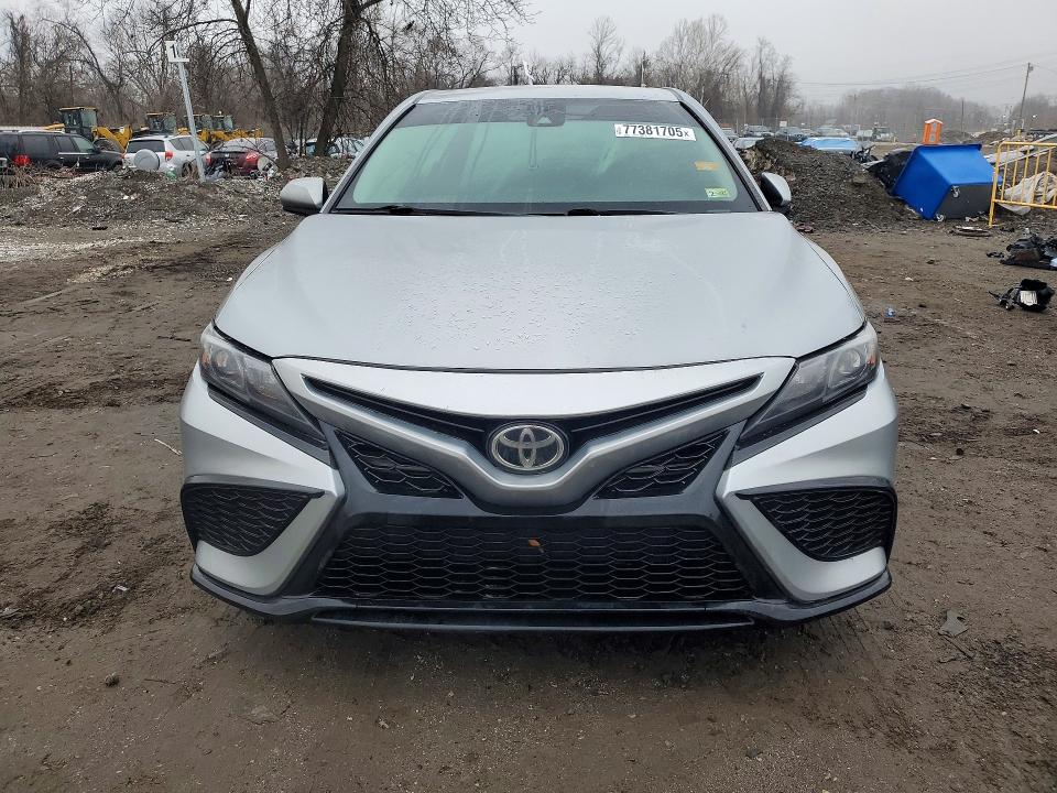 Aukcja sprzedaży 2021 Toyota Camry, vin: 4T1G11AK3MU411257, numer aukcji: 77381705