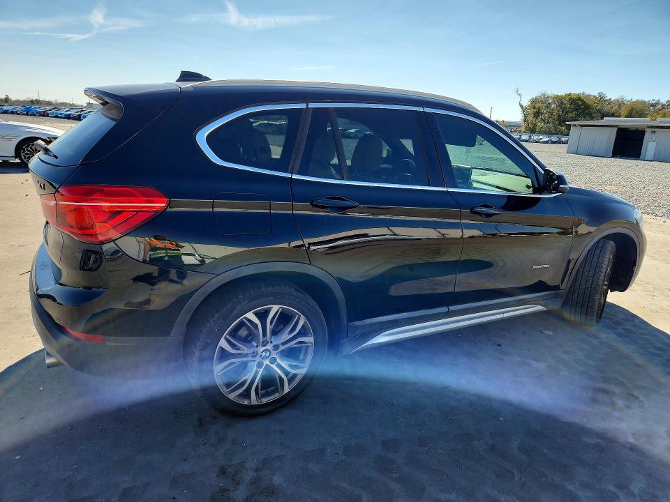 Продажа на аукционе авто 2017 Bmw X1, vin: WBXHT3C37H5F87044, номер лота: 77086735