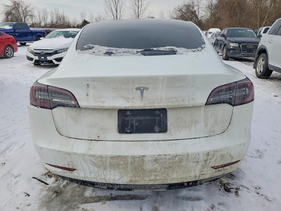 74971105 :رقم المزاد ، 5YJ3E1EA7NF374099 vin ، 2022 Tesla Model 3 مزاد بيع