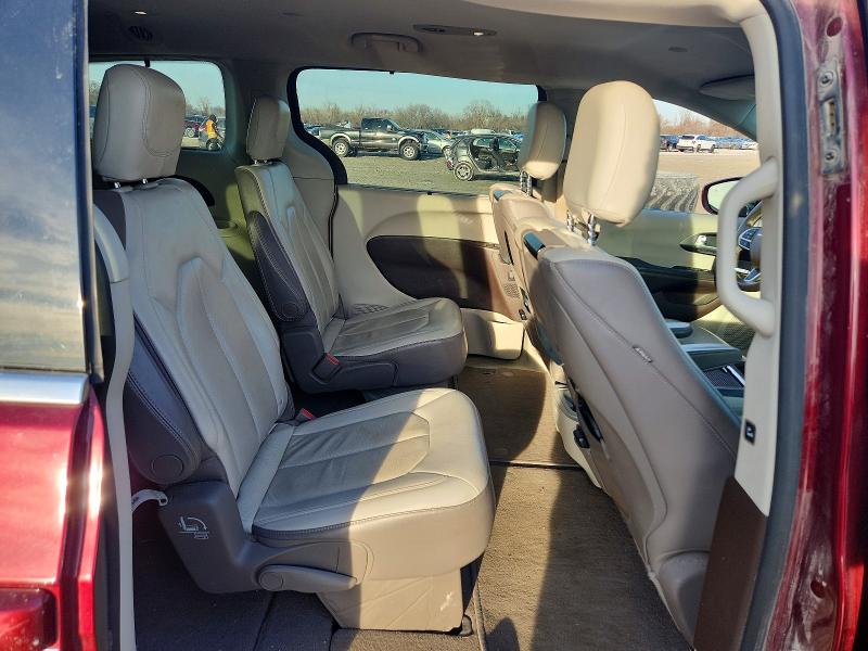 76733745 :رقم المزاد ، 2C4RC1EG2HR637838 vin ، 2017 Chrysler Pacifica مزاد بيع