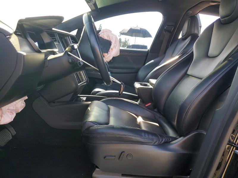 78551195 :رقم المزاد ، 5YJXCBE27LF301446 vin ، 2020 Tesla Model X مزاد بيع