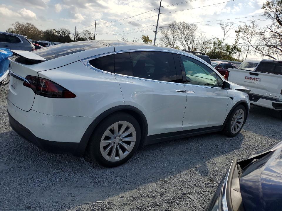 Продажа на аукционе авто 2016 Tesla Model X, vin: 5YJXCDE26GF026637, номер лота: 78079875