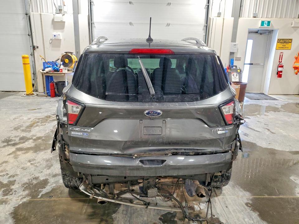 75480995 :رقم المزاد ، 1FMCU9J98JUB29953 vin ، 2018 Ford Escape مزاد بيع