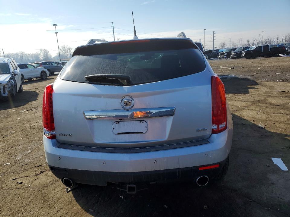 77083905 :رقم المزاد ، 3GYFNBE31ES675392 vin ، 2014 Cadillac Srx مزاد بيع