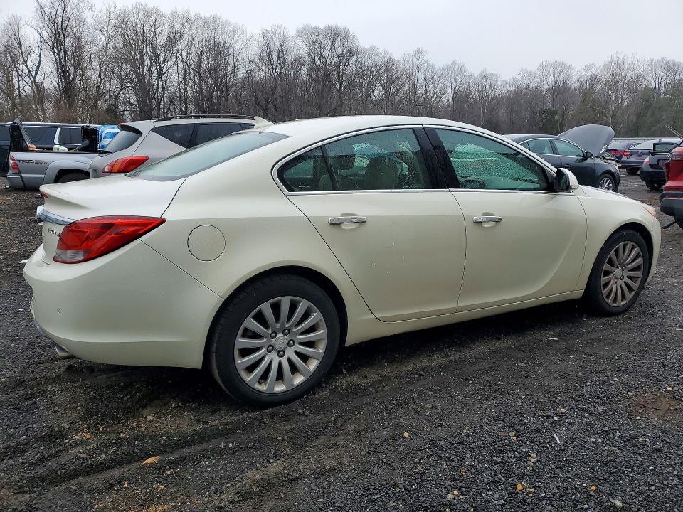 50798916 :رقم المزاد ، 2G4GS5EV1C9215631 vin ، 2012 Buick Regal مزاد بيع