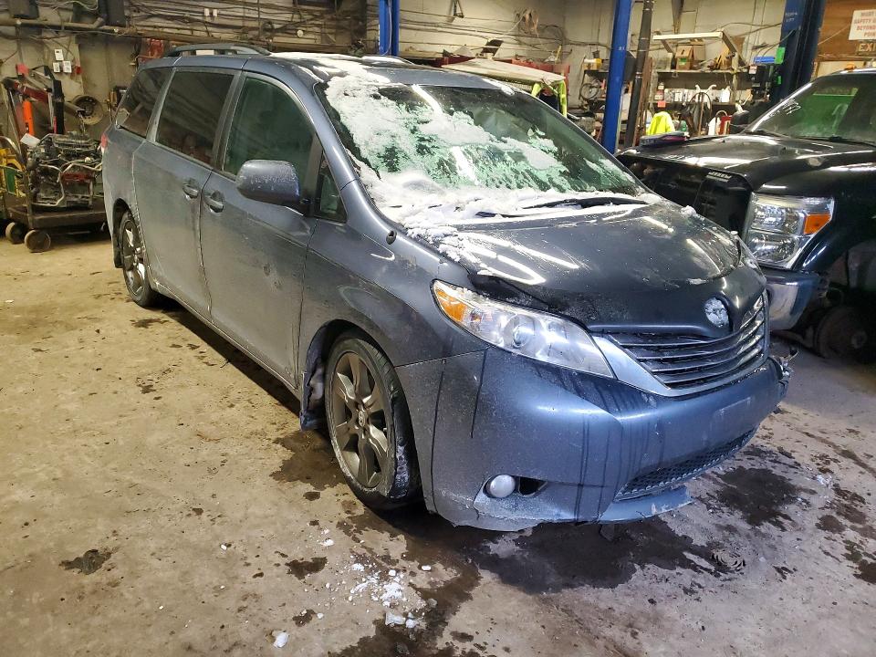 Продажа на аукционе авто 2013 Toyota Sienna, vin: 5TDYK3DC7DS341420, номер лота: 73839885