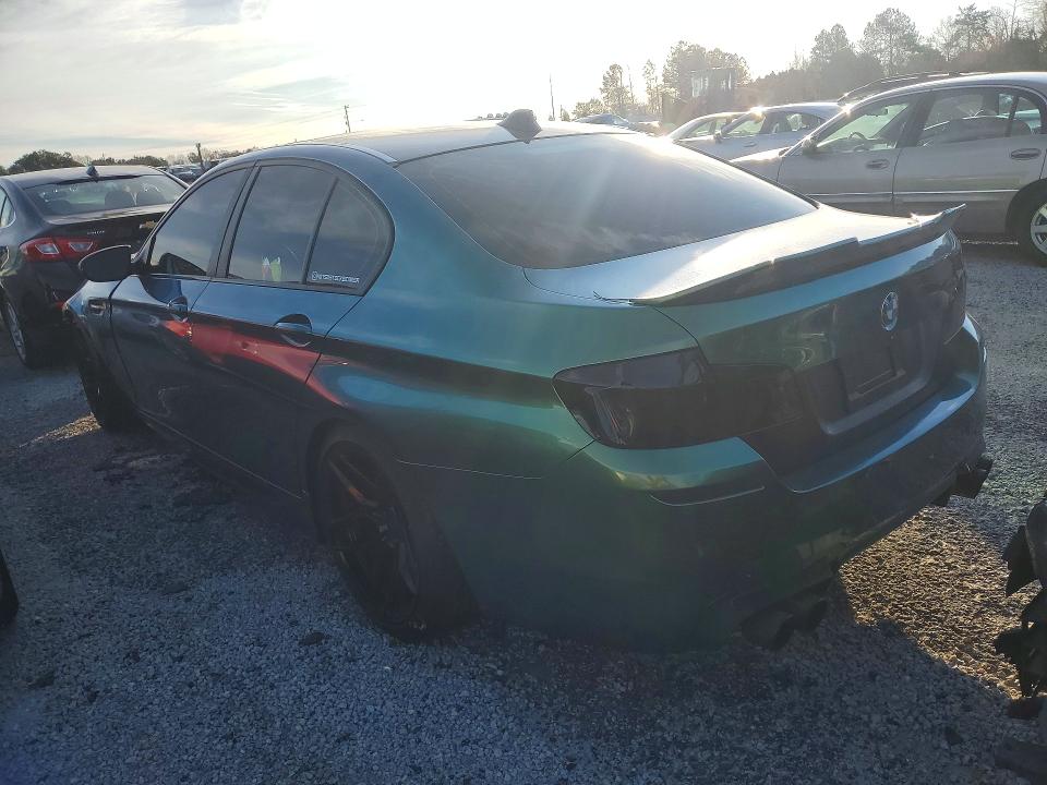 2013 Bmw M5 მანქანა იყიდება აუქციონზე, vin: WBSFV9C5XDD095911, აუქციონის ნომერი: 99836865