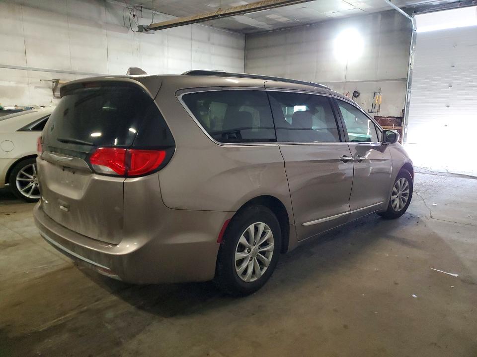 78686215 :رقم المزاد ، 2C4RC1BG4HR788250 vin ، 2017 Chrysler Pacifica مزاد بيع