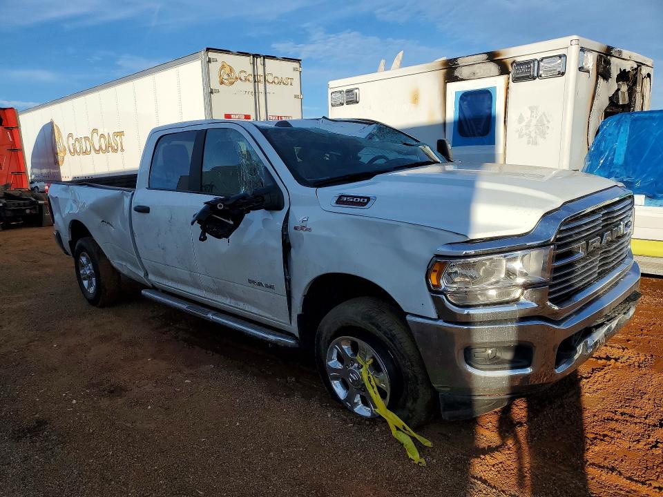 76907525 :رقم المزاد ، 3C63R3HL0RG341403 vin ، 2024 Ram 3500 مزاد بيع