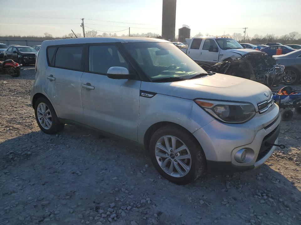 2017 Kia Soul მანქანა იყიდება აუქციონზე, vin: KNDJP3A59H7417163, აუქციონის ნომერი: 77027945