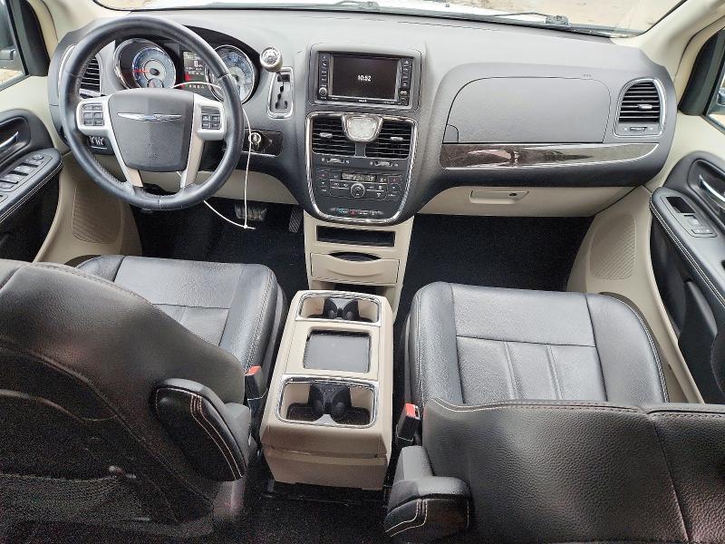 77031455 :رقم المزاد ، 2C4RC1BG4GR199181 vin ، 2016 Chrysler Town & Country مزاد بيع