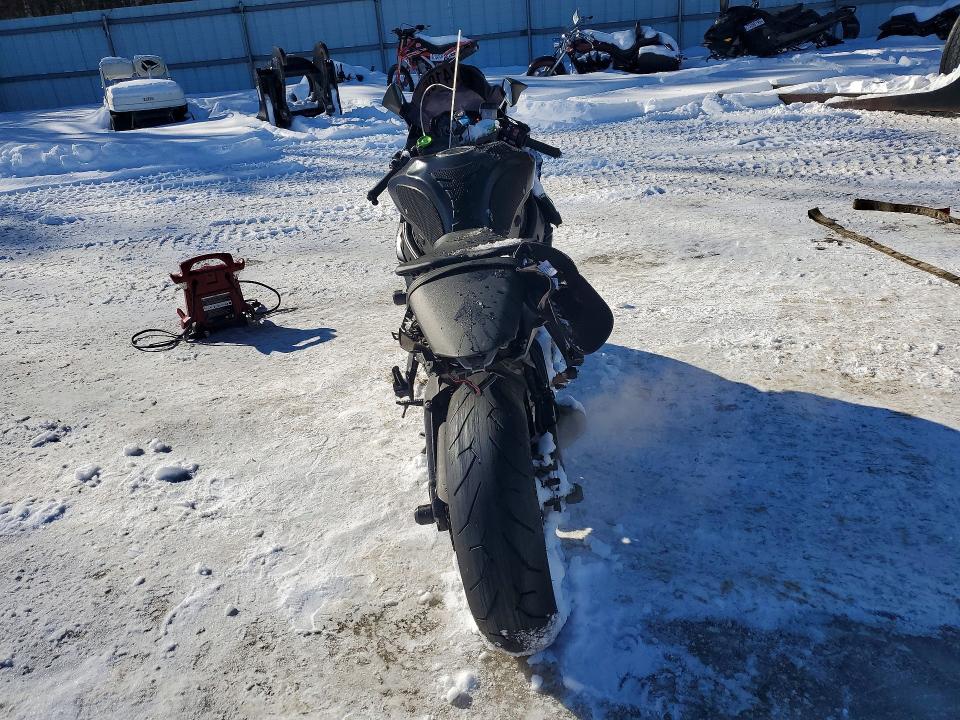 74974105 :رقم المزاد ، JKBZXJE13FA016793 vin ، 2015 Kawasaki Zx636 مزاد بيع