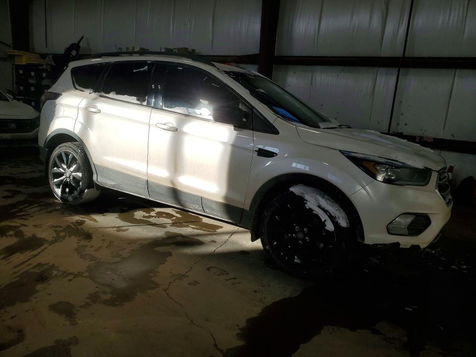 Aukcja sprzedaży 2017 Ford Escape, vin: 1FMCU9G97HUE19344, numer aukcji: 75969275