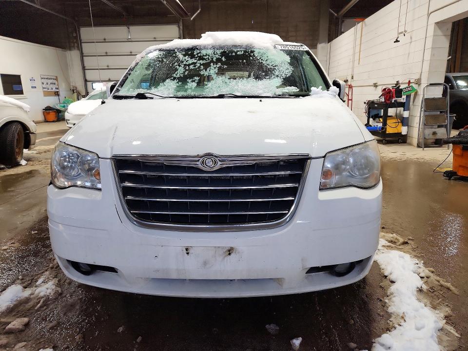Продажа на аукционе авто 2010 Chrysler Town & Country, vin: 2A4RR5D16AR126099, номер лота: 78516525