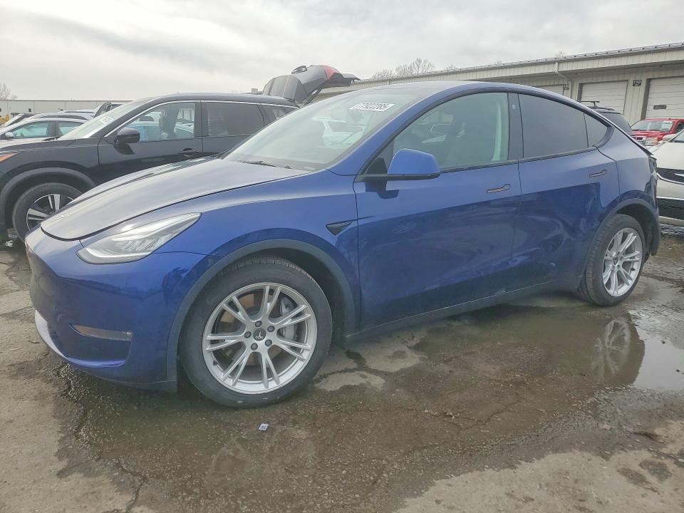 Продажа на аукционе авто 2021 Tesla Model Y, vin: 5YJYGDEE3MF105343, номер лота: 77922285