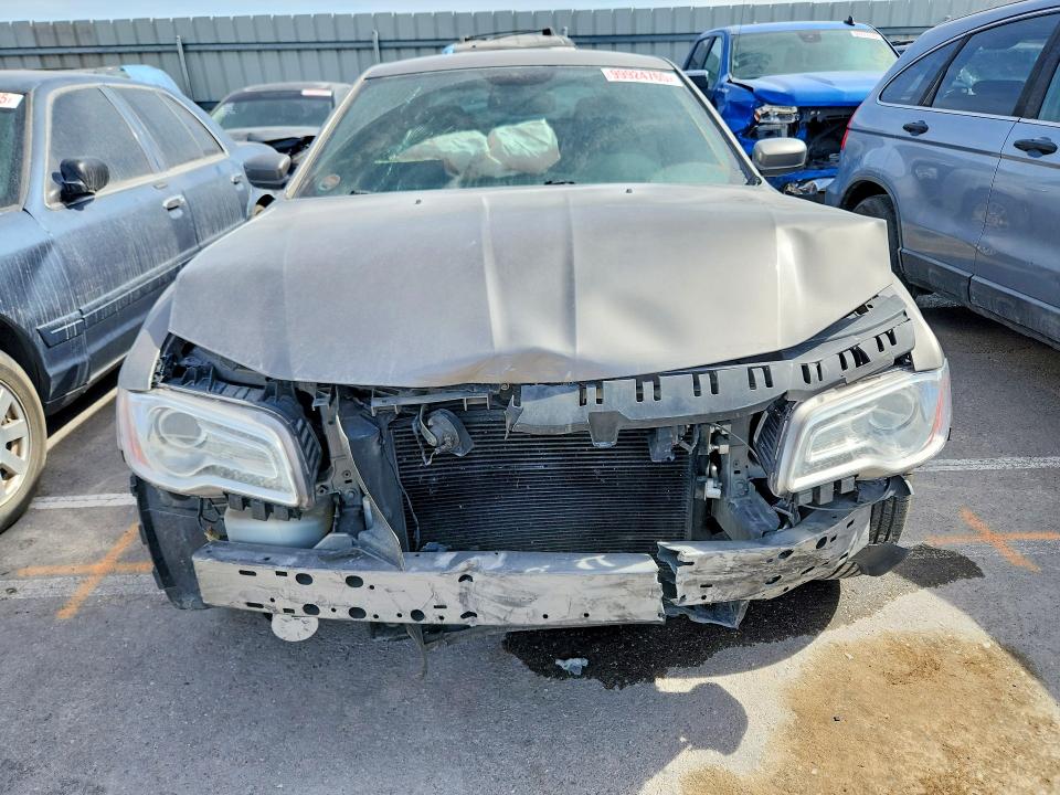 Продажа на аукционе авто 2014 Chrysler 300, vin: 2C3CCAAG2EH262941, номер лота: 99924765
