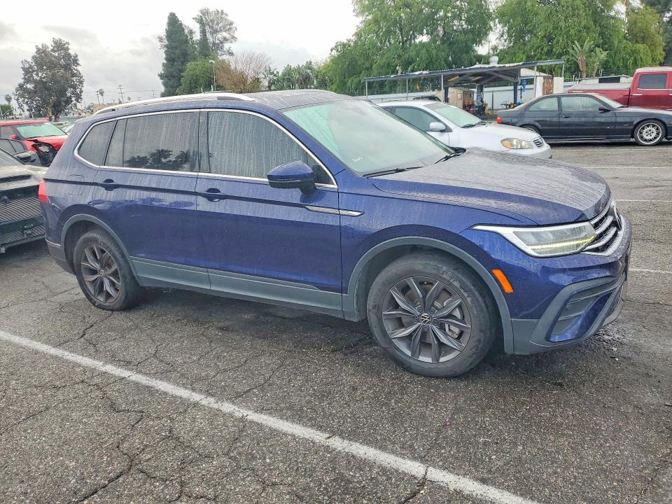 76788335 :رقم المزاد ، 3VVNB7AX1PM036986 vin ، 2023 Volkswagen Tiguan مزاد بيع