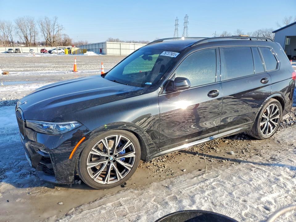 76737985 :رقم المزاد ، 5UXCX6C08M9H52376 vin ، 2021 Bmw X7 M50i مزاد بيع