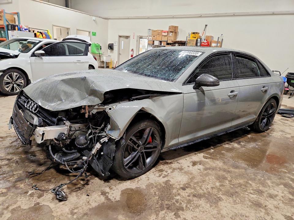 2018 Audi A4 მანქანა იყიდება აუქციონზე, vin: WAUFNAF43JA141035, აუქციონის ნომერი: 75890335