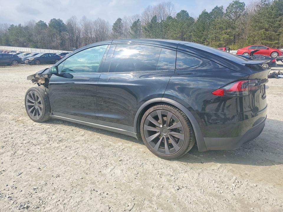 77867845 :رقم المزاد ، 7SAXCBE53NF331446 vin ، 2022 Tesla Model X مزاد بيع