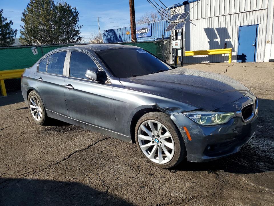 Продаж на аукціоні авто 2018 Bmw 320, vin: WBA8E5G56JNU45900, номер лоту: 76206215