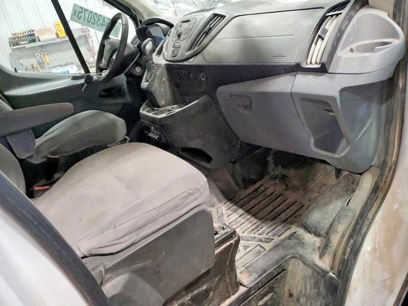 76432075 :رقم المزاد ، 1FTYE2YM3HKB54743 vin ، 2017 Ford Transit مزاد بيع