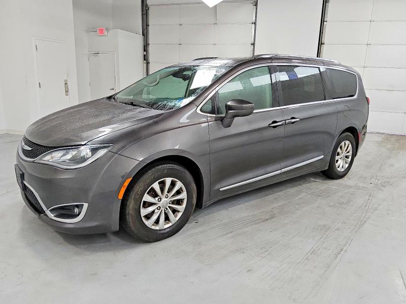 75280335 :رقم المزاد ، 2C4RC1BG9JR144684 vin ، 2018 Chrysler Pacifica مزاد بيع