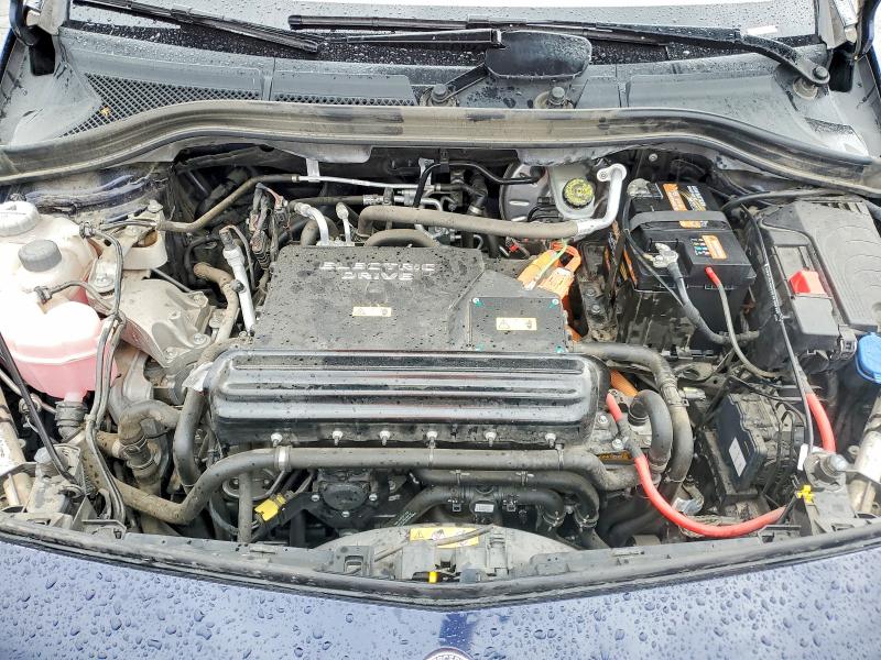 77123595 :رقم المزاد ، WDDVP9AB0HJ013946 vin ، 2017 Mercedes-benz B-class مزاد بيع