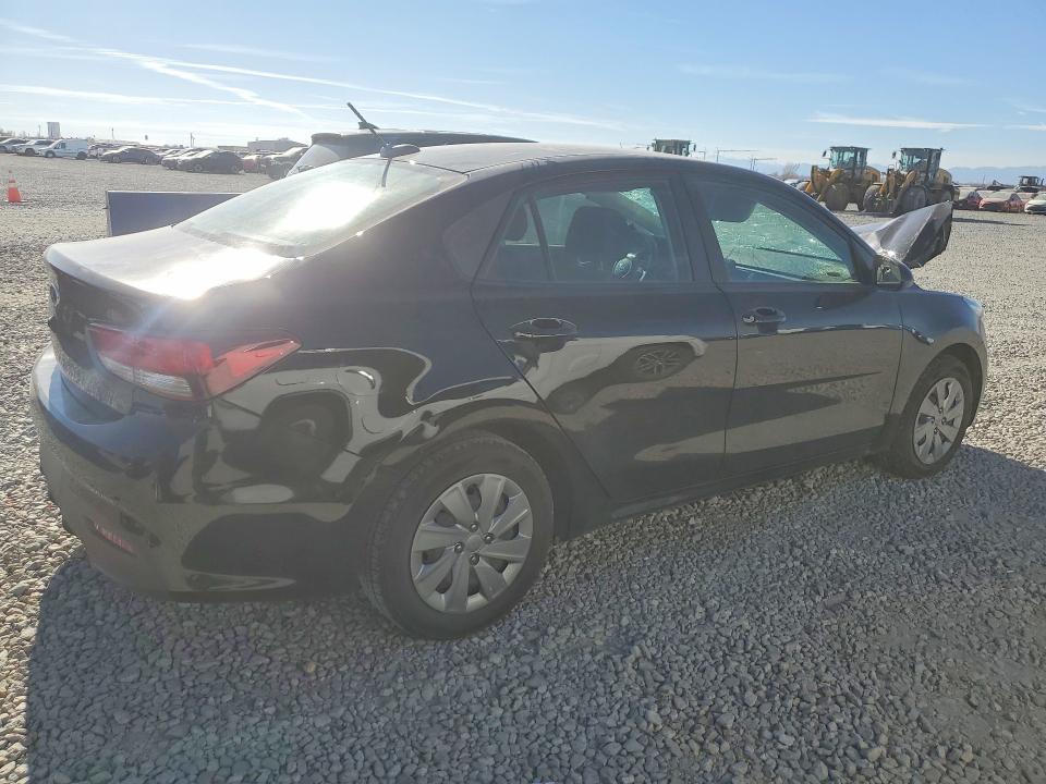 76359525 :رقم المزاد ، 3KPA24AD2LE343833 vin ، 2020 Kia Rio مزاد بيع