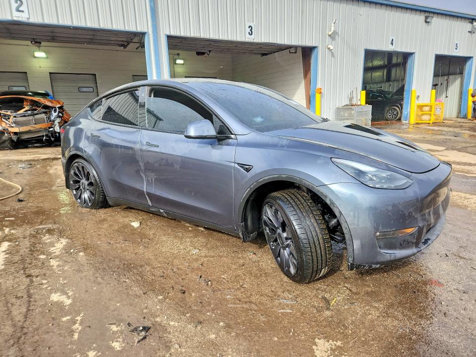 77837495 :رقم المزاد ، 7SAYGDEF3PF711984 vin ، 2023 Tesla Model Y مزاد بيع