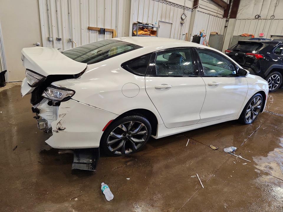 77219265 :رقم المزاد ، 1C3CCCBB2FN554578 vin ، 2015 Chrysler 200 مزاد بيع