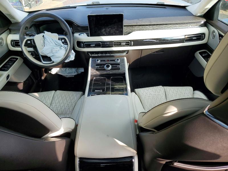 Продаж на аукціоні авто 2023 Lincoln Aviator, vin: 5LM5J9XC0PGL23725, номер лоту: 52880356
