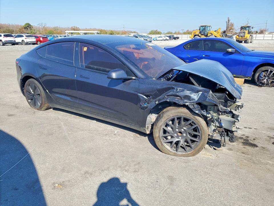 2025 Tesla Model 3 მანქანა იყიდება აუქციონზე, vin: 5YJ3E1EA2SF058766, აუქციონის ნომერი: 76575555