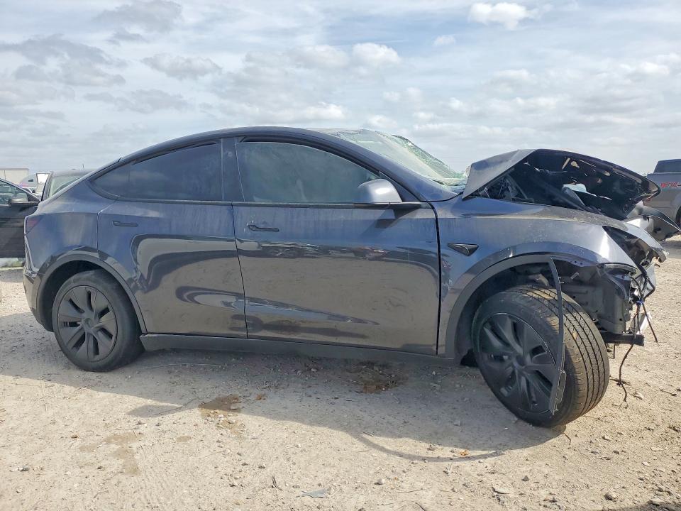78882525 :رقم المزاد ، 7SAYGDED4RF104610 vin ، 2024 Tesla Model Y مزاد بيع